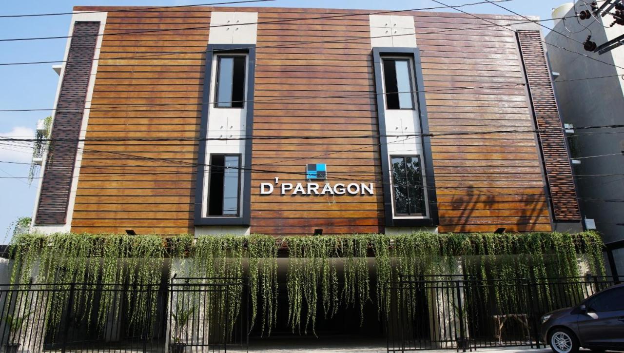 Dparagon Kerten Surakarta  Exterior photo